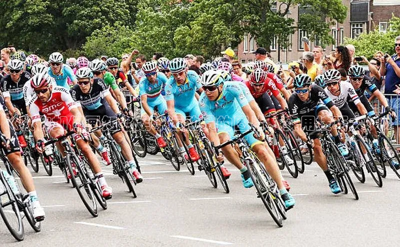 欧亿体育官网入口皮阿诺《教你如何画知名足球运动员的图片，实用技巧大！》